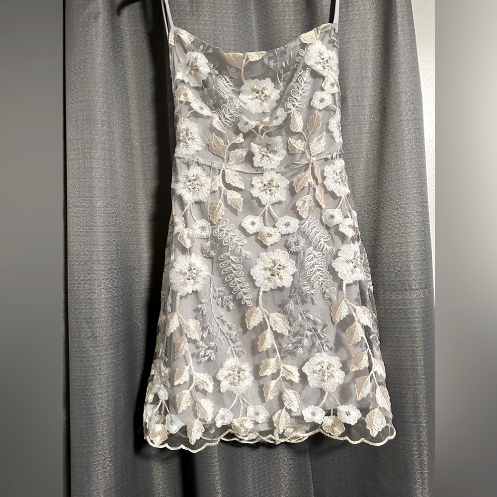 Lucy in the Sky mini dress